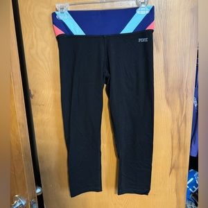 XS Capri Black Leggings